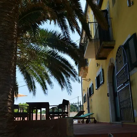 Villa Garganomareborghi 4 *